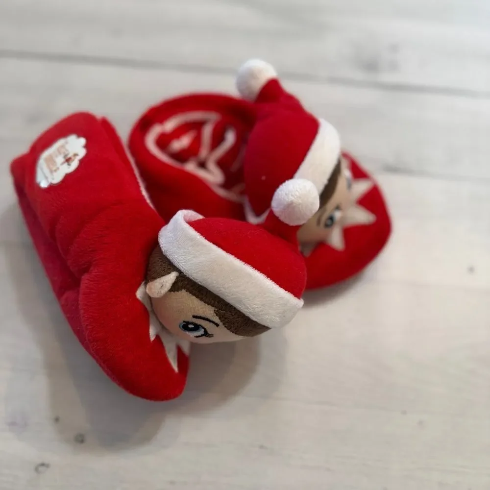 Elf on the shelf kids slippers‎ size 7/8